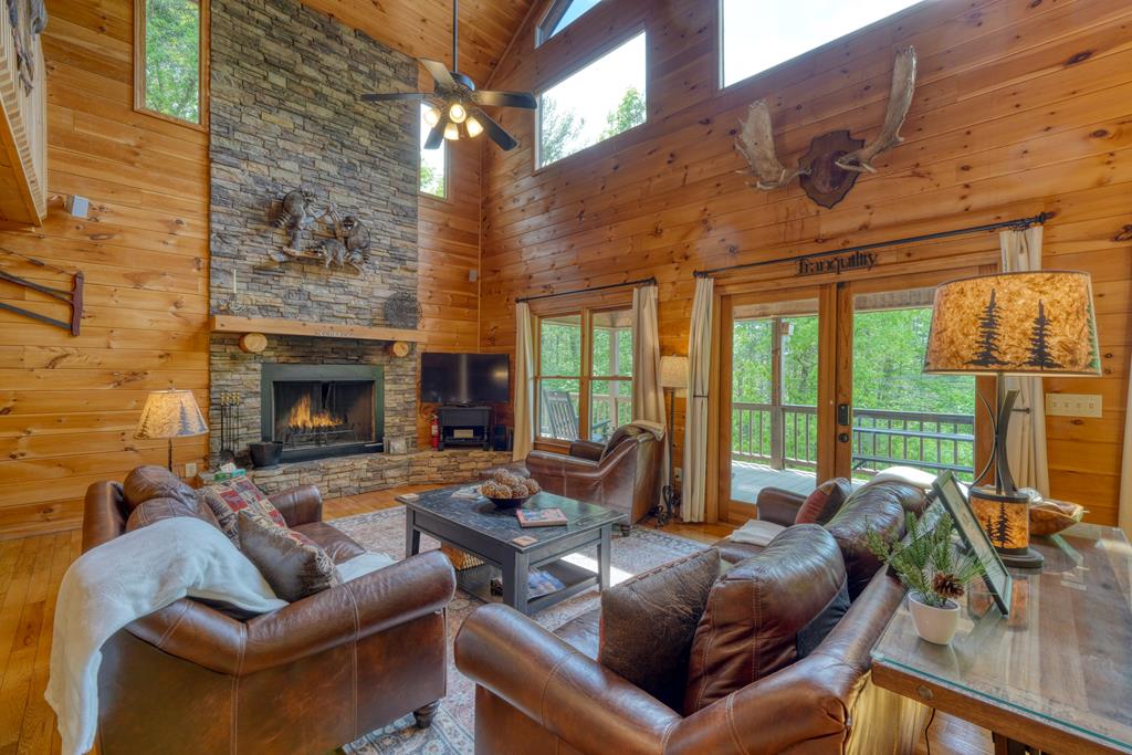 964 Walkabout Creek Road Morganton, GA 30560 - Photo 7 of 49