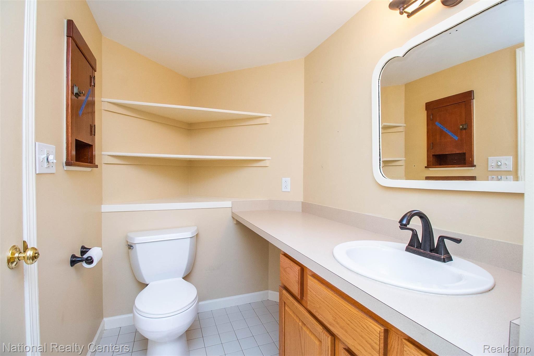 187 Old Perch Road Rochester, MI 48309 - Photo 28 of 35 30.jpg