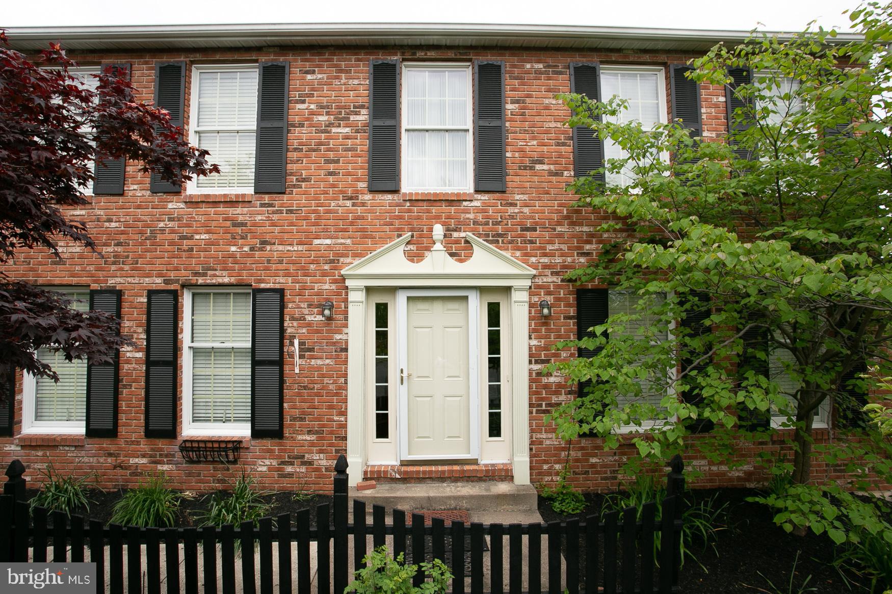 19 Sheffield Circle Souderton, PA 18964 - Photo 1 of 10