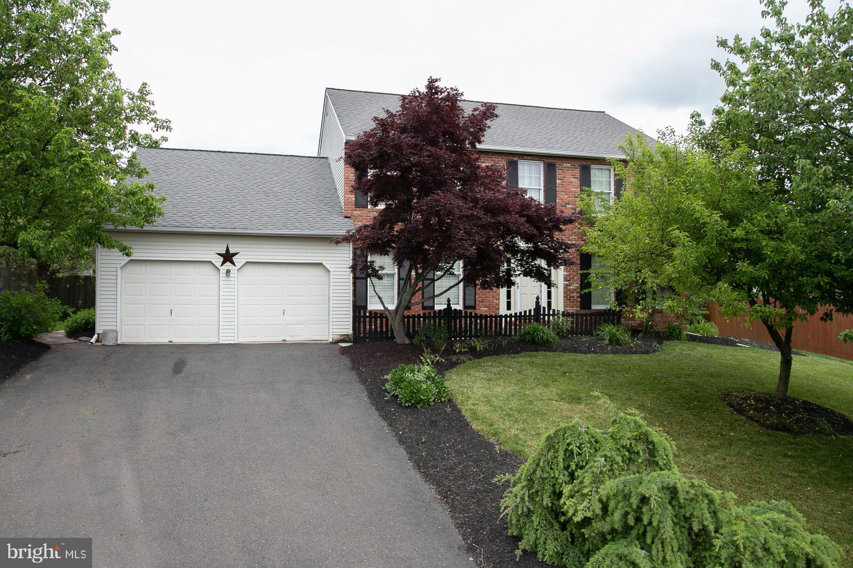 19 Sheffield Circle Souderton, PA 18964 - Photo 2 of 10