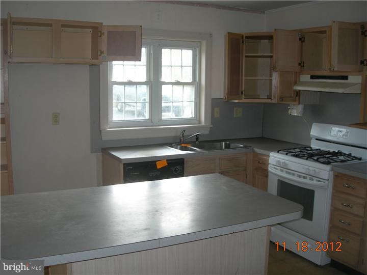 1085 Newark Road Toughkenamon, PA 19374 - Photo 6 of 10