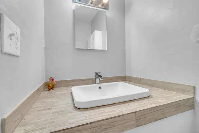 $234,900 | 134 South Howell Street, Hillsdale, MI 49242