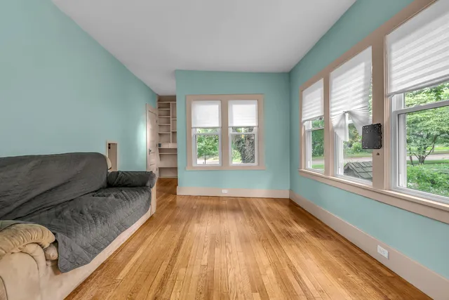 $234,900 | 134 South Howell Street, Hillsdale, MI 49242