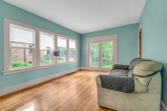 $234,900 | 134 South Howell Street, Hillsdale, MI 49242