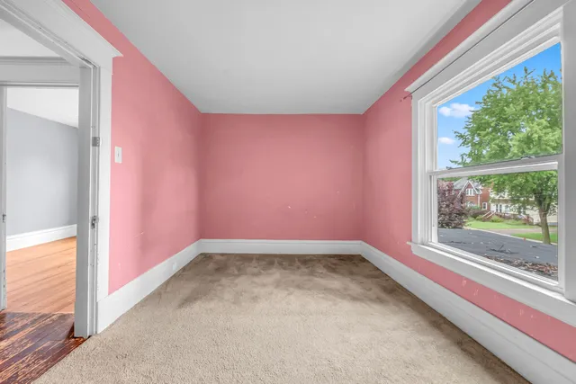 $234,900 | 134 South Howell Street, Hillsdale, MI 49242