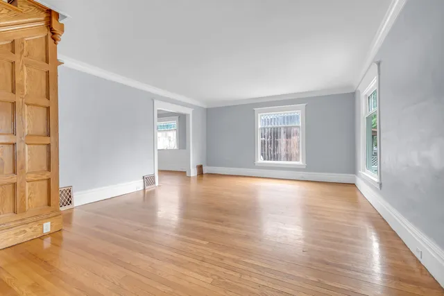 $234,900 | 134 South Howell Street, Hillsdale, MI 49242