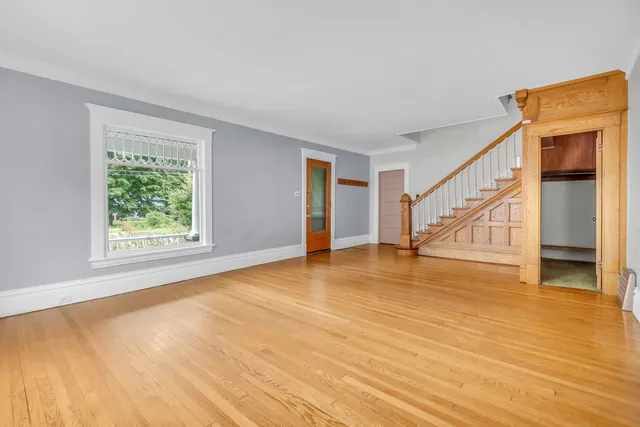 $234,900 | 134 South Howell Street, Hillsdale, MI 49242