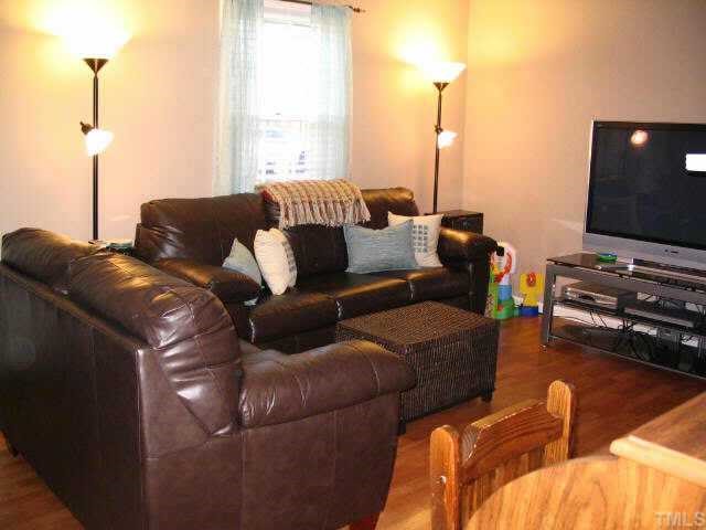 109 Rhum Place Garner, NC 27529 - Photo 3 of 9 LIVING RM