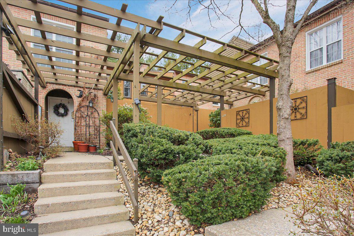 125 Merion Lane Reading, PA 19607 - Photo 1 of 34 Gallery Image 1
