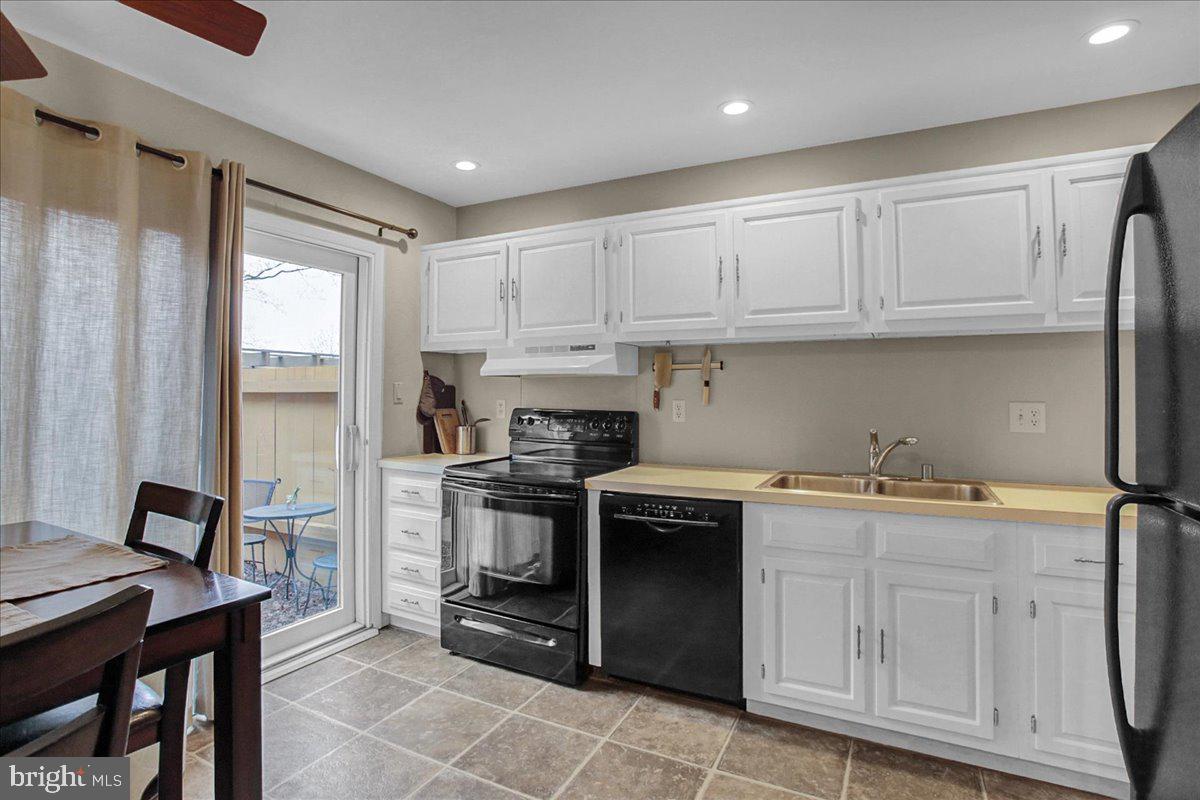 125 Merion Lane Reading, PA 19607 - Photo 7 of 34 Gallery Image 7