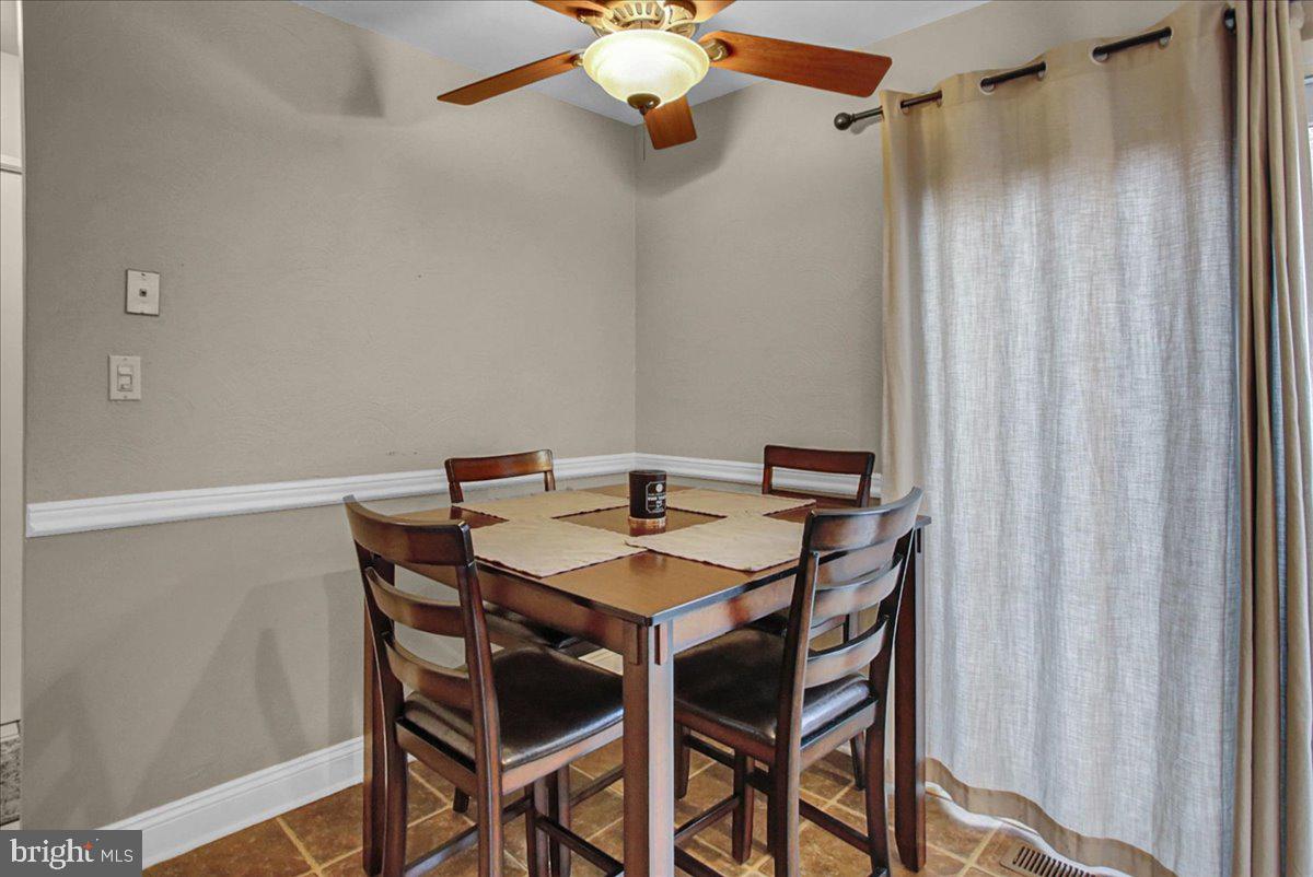 125 Merion Lane Reading, PA 19607 - Photo 10 of 34 Gallery Image 10