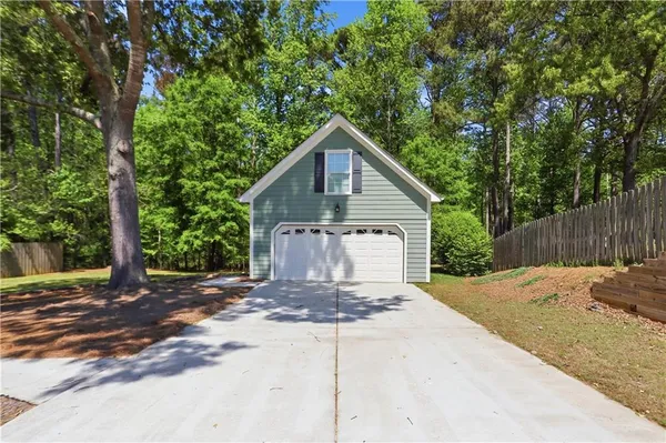 $339,900 | 3861 Brittan Glade Trail, Snellville, GA 30039