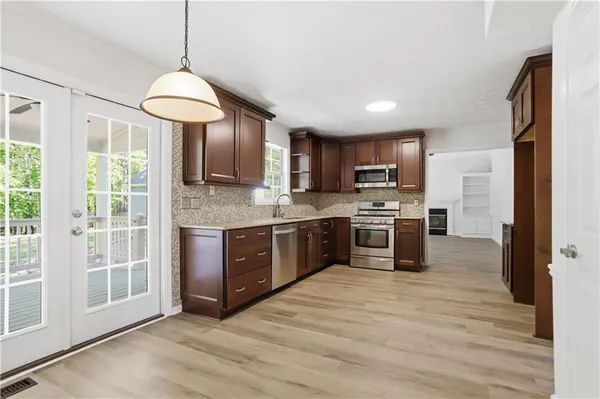 $339,900 | 3861 Brittan Glade Trail, Snellville, GA 30039