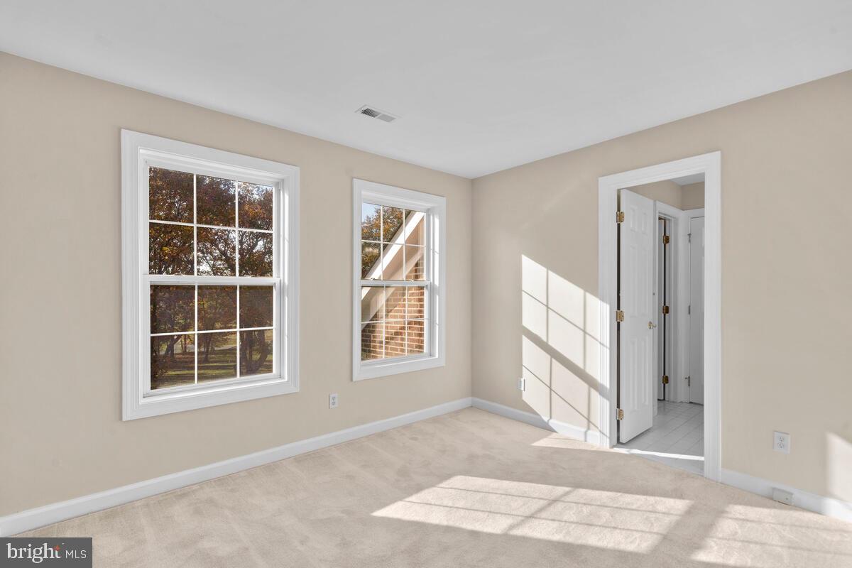 19127 Muncaster Road Derwood, MD 20855 - Photo 39 of 71 Gallery Image 39