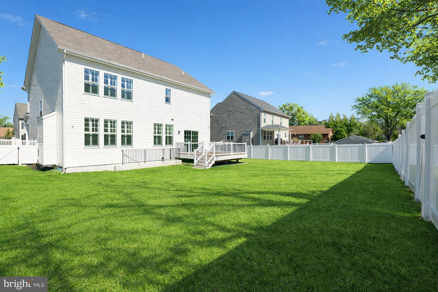 113 Harding Street Lutherville-Timonium, MD 21093 - Photo 4 of 45 a view of a house with a backyard