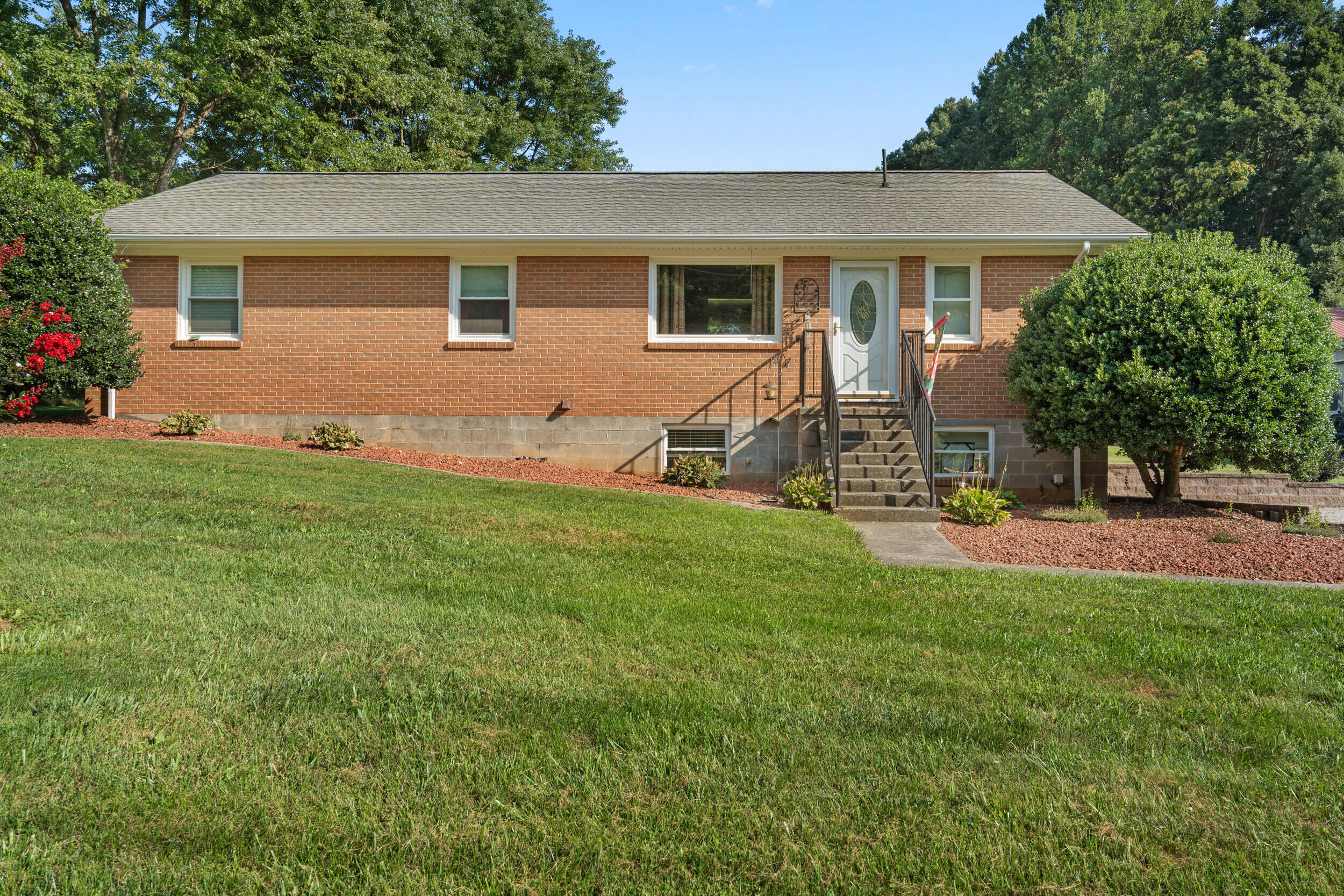 4743 6 Mile Post Road Rocky Mount, VA 24151 - Photo 2 of 43 4743smprm1001