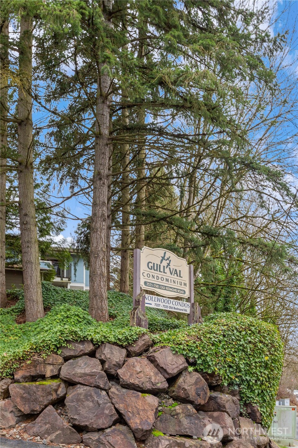 7481 Old Redmond Road, Unit 421 Redmond, WA 98052 - Photo 2 of 24