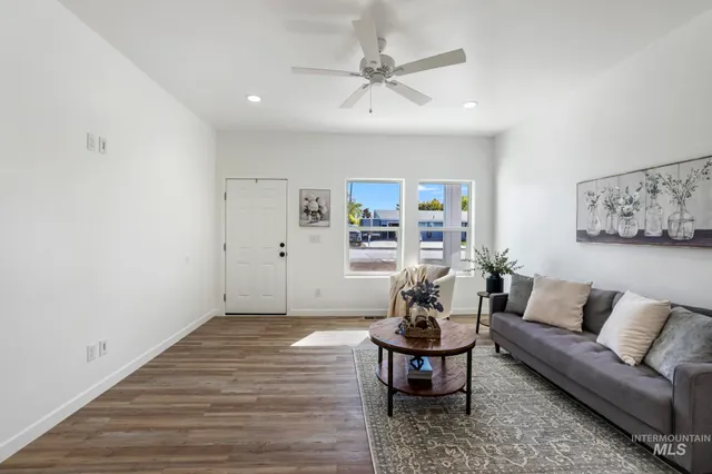 $359,999 | 1808 Poplar Street, Buhl, ID 83316