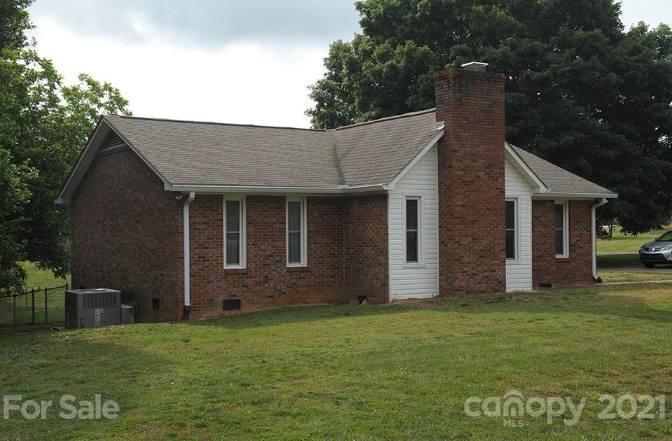 125 Log Barn Road Salisbury, NC 28146 - Photo 2 of 21 Gallery Image 2