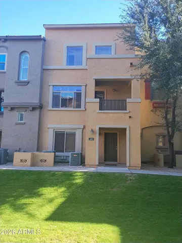 $2,245 | 16825 North 14th Street, Unit 49, Phoenix, AZ 85022