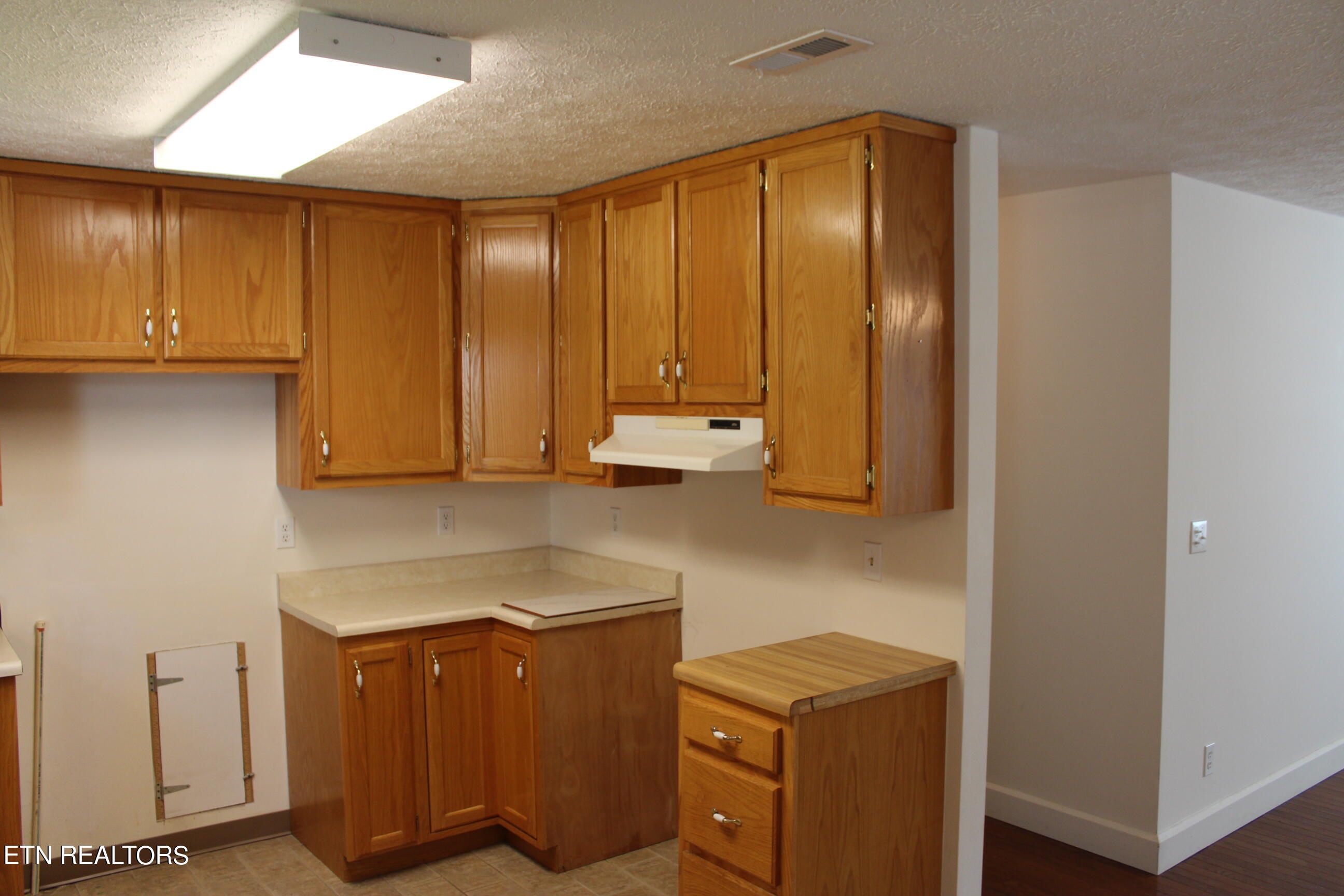 1024 Lincoln Road Jamestown, TN 38556 - Photo 17 of 38 018