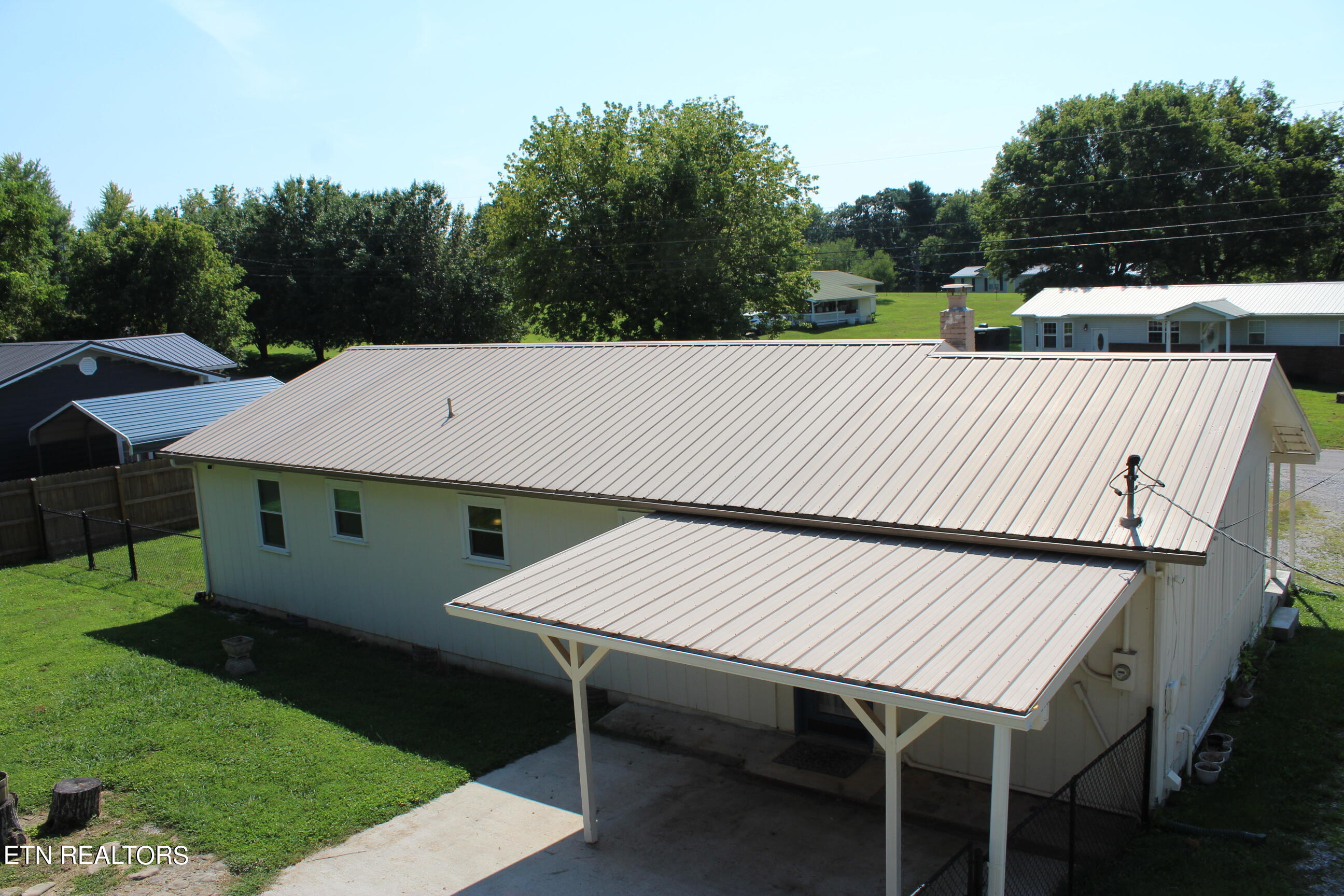 1024 Lincoln Road Jamestown, TN 38556 - Photo 37 of 38 038