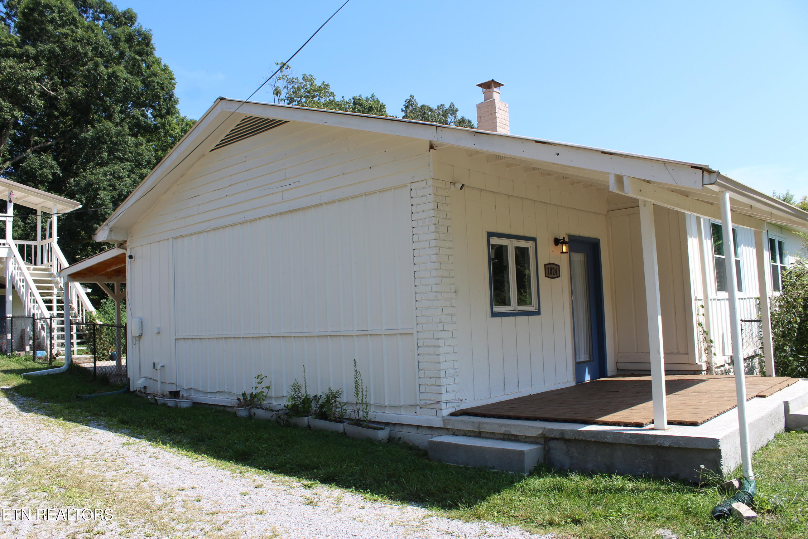 1024 Lincoln Road Jamestown, TN 38556 - Photo 5 of 38 005