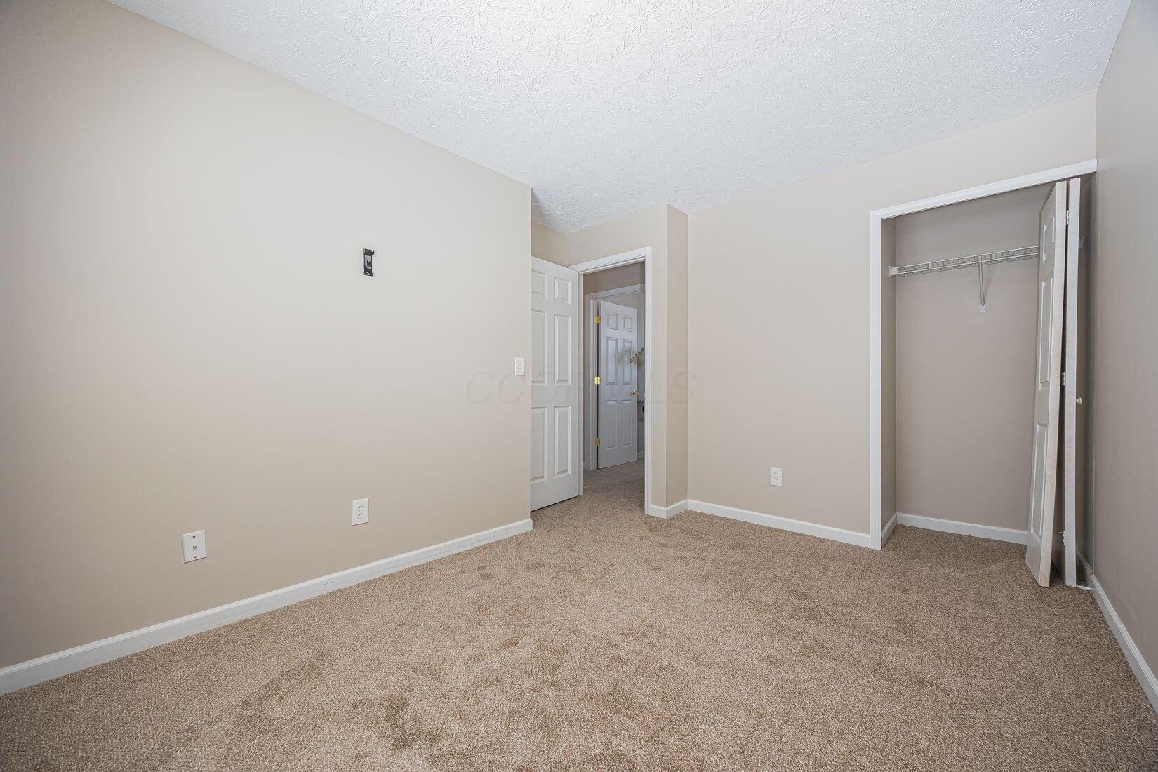 3311 Sundale Road Columbus, OH 43232 - Photo 21 of 45 24-web-or-mls-3311 Sundale Rd-24