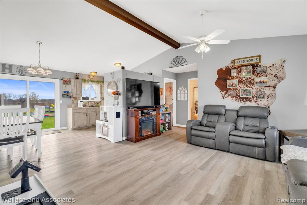 8911 Fisher Road Avoca, MI 48006 - Photo 6 of 35