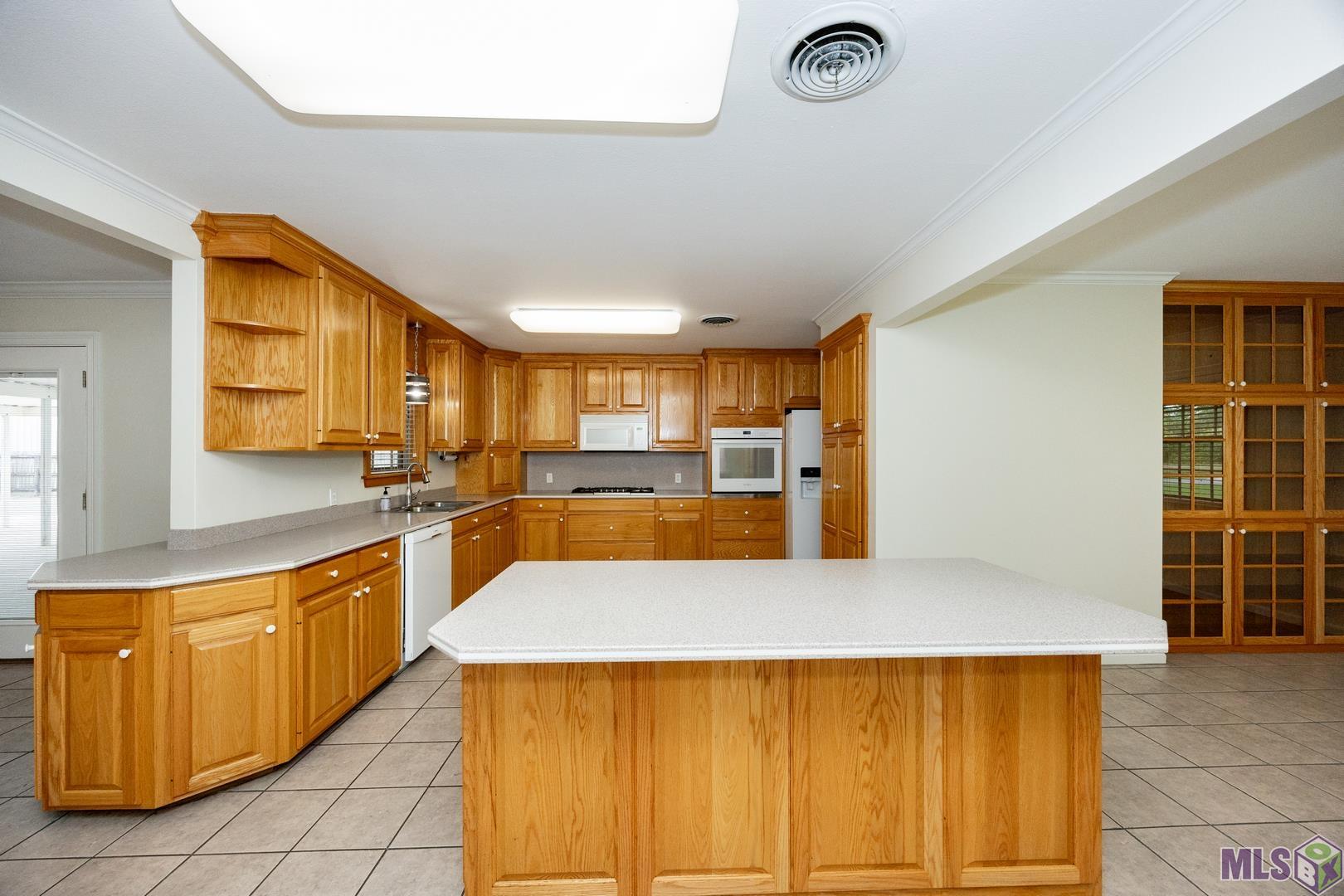 9786 Blackwater Road Baker, LA 70714 - Photo 12 of 41