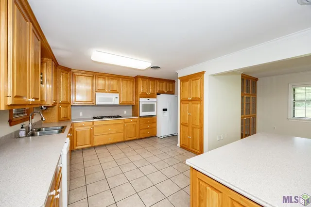 $295,000 | 9786 Blackwater Road, Baker, LA 70714