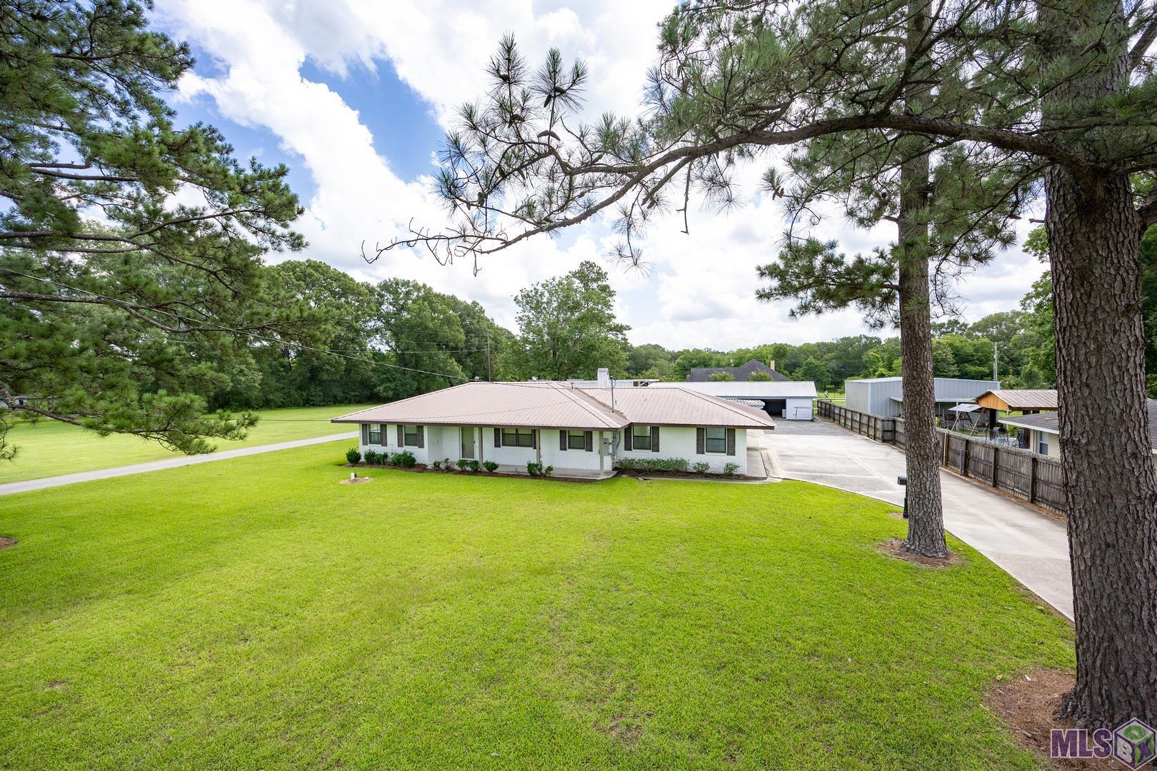 9786 Blackwater Road Baker, LA 70714 - Photo 2 of 41