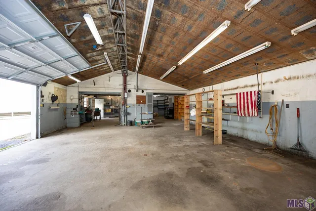 $295,000 | 9786 Blackwater Road, Baker, LA 70714