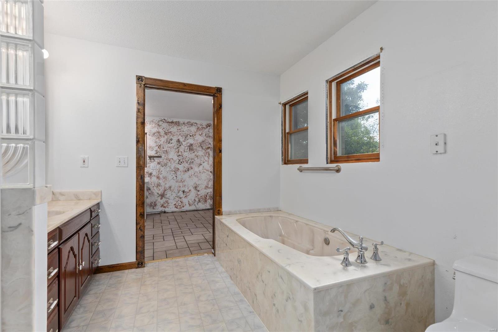 6024 Renken Road Dorsey, IL 62021 - Photo 17 of 39