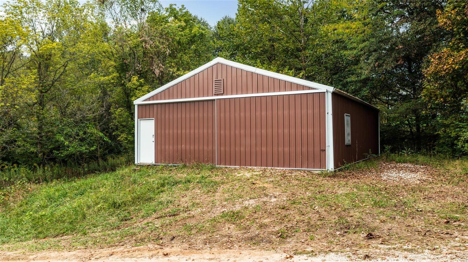 6024 Renken Road Dorsey, IL 62021 - Photo 31 of 39