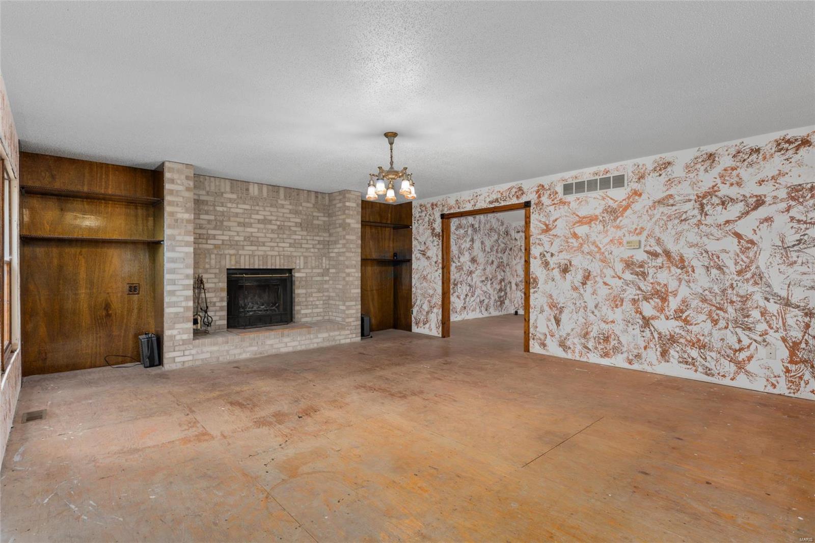 6024 Renken Road Dorsey, IL 62021 - Photo 5 of 39