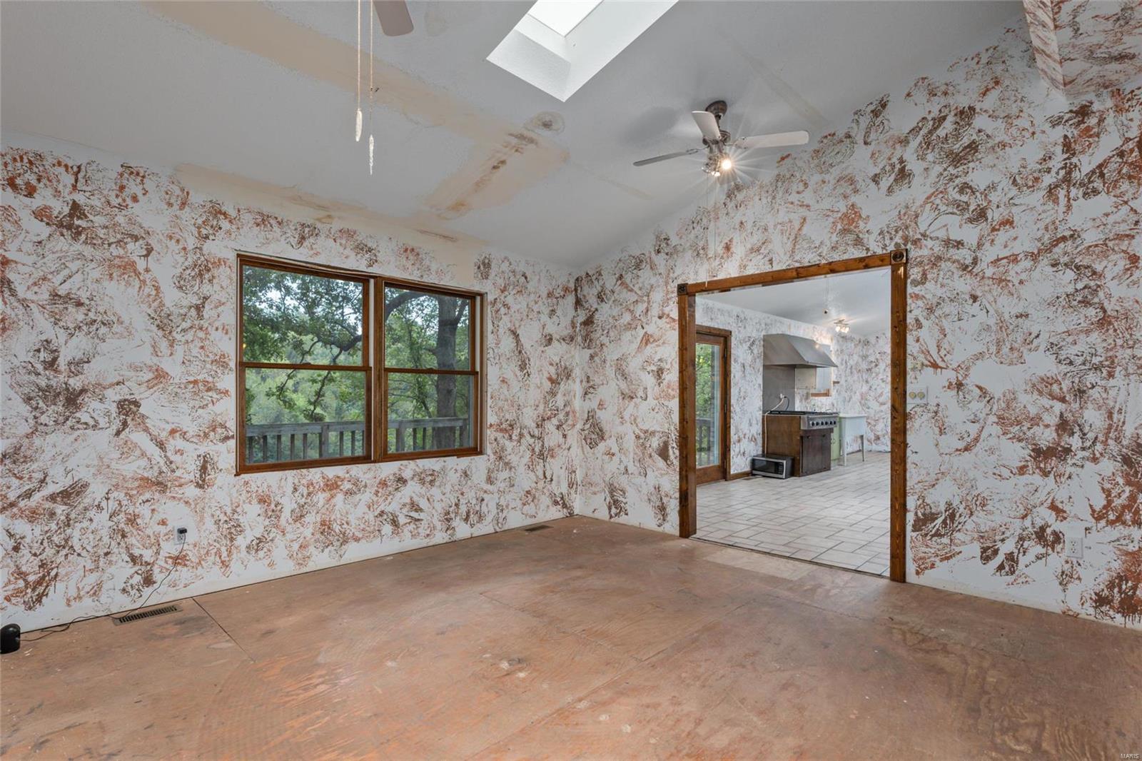 6024 Renken Road Dorsey, IL 62021 - Photo 8 of 39