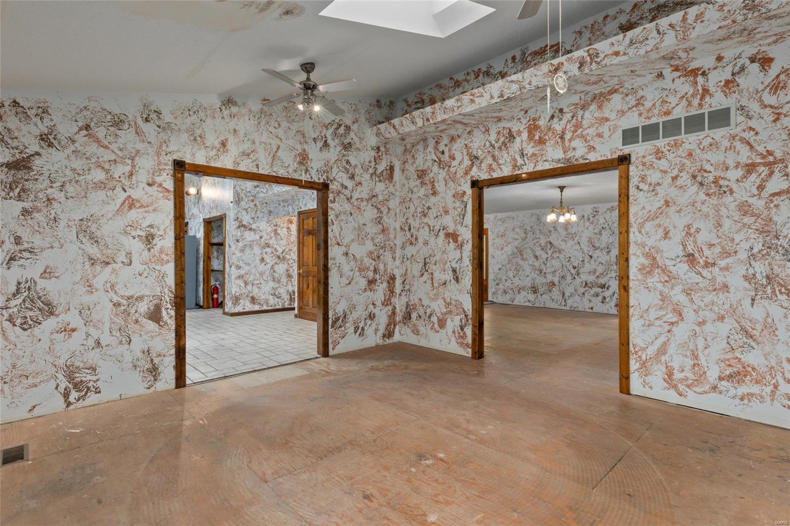 6024 Renken Road Dorsey, IL 62021 - Photo 9 of 39