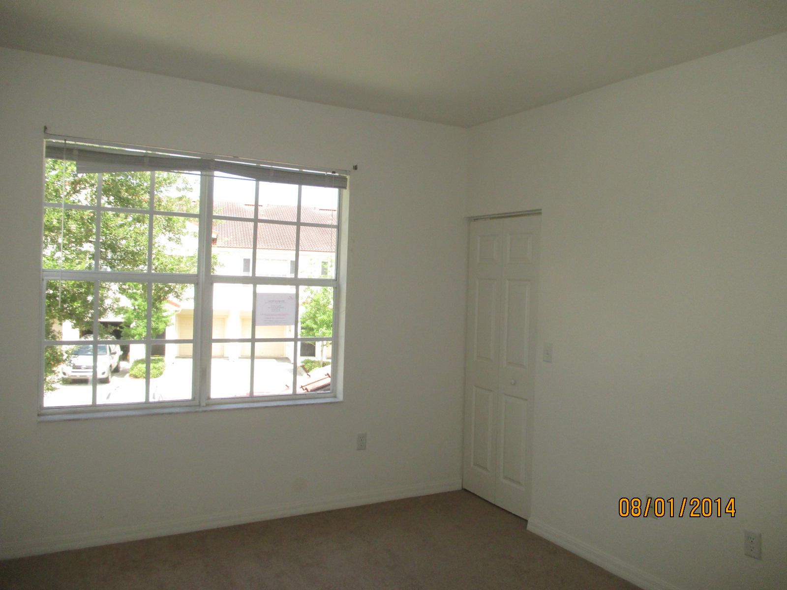 541 Southeast Prescott Place, Unit 541 Stuart, FL 34994 - Photo 16 of 20 an empty room with a window