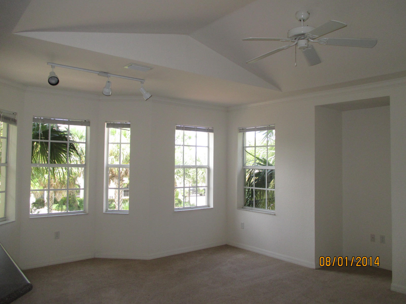 541 Southeast Prescott Place, Unit 541 Stuart, FL 34994 - Photo 5 of 20 a room with windows