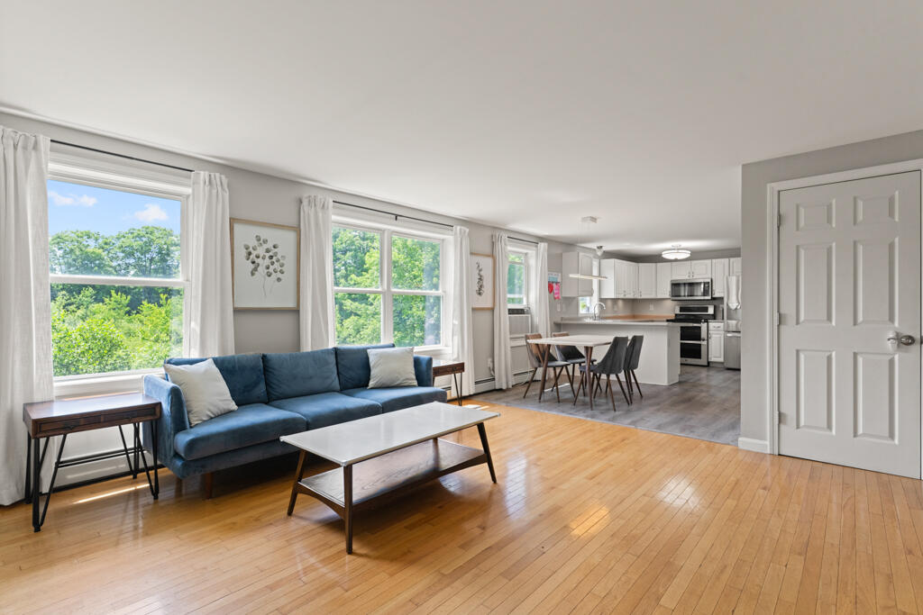 16 Beech Ridge Road Scarborough, ME 04074 - Photo 6 of 45 DSC06357