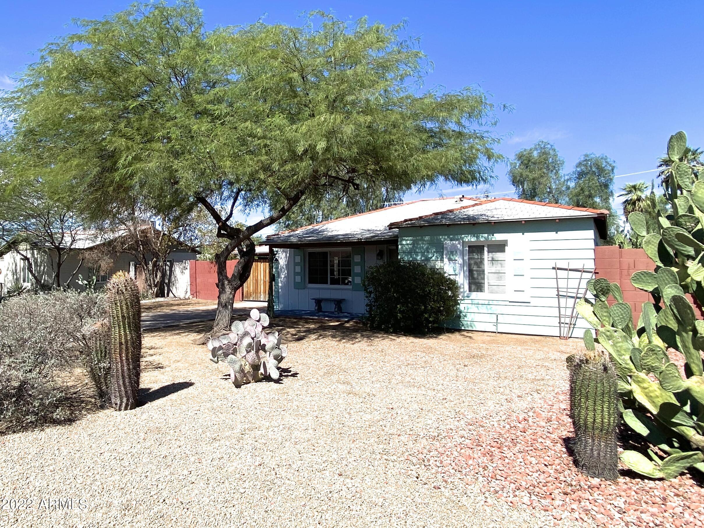 2240 East Cheery Lynn Road Phoenix, AZ 85016 - Photo 1 of 28 2240 E Cheery Lynn Rd - Phoenix, AZ | 1