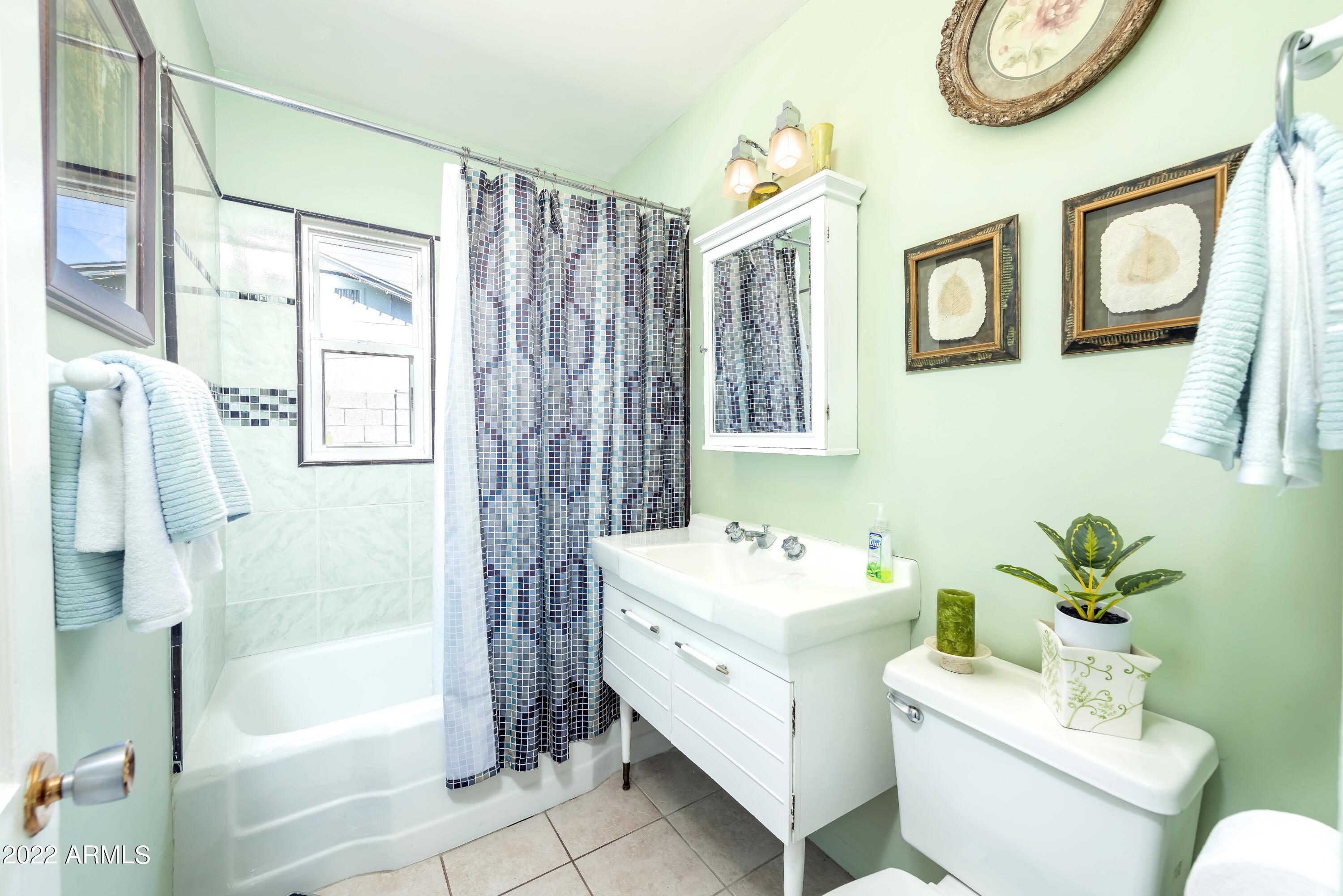 2240 East Cheery Lynn Road Phoenix, AZ 85016 - Photo 18 of 28 2240 E Cheery Lynn Rd, Phoenix, AZ 85016