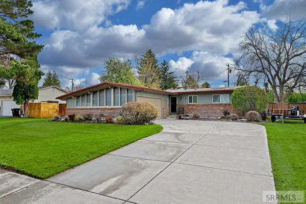 $2,200 | 373 Dale Drive, Idaho Falls, ID 83402