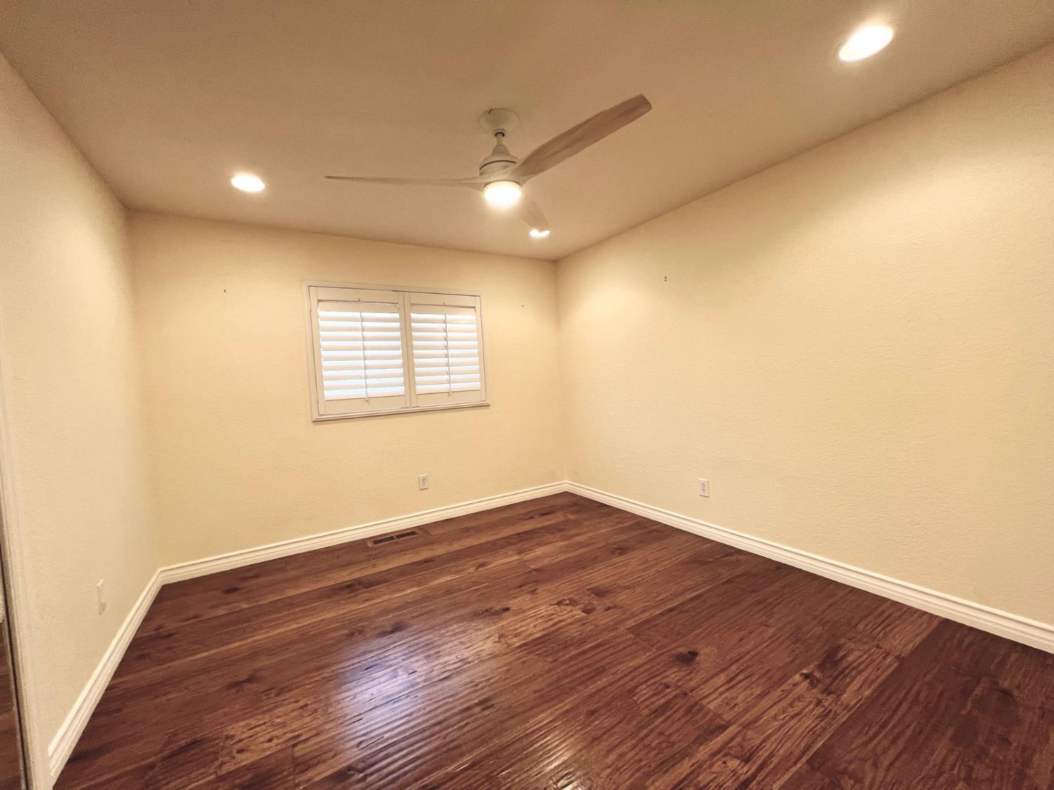 3837 Marigold Lane Modesto, CA 95356 - Photo 15 of 38