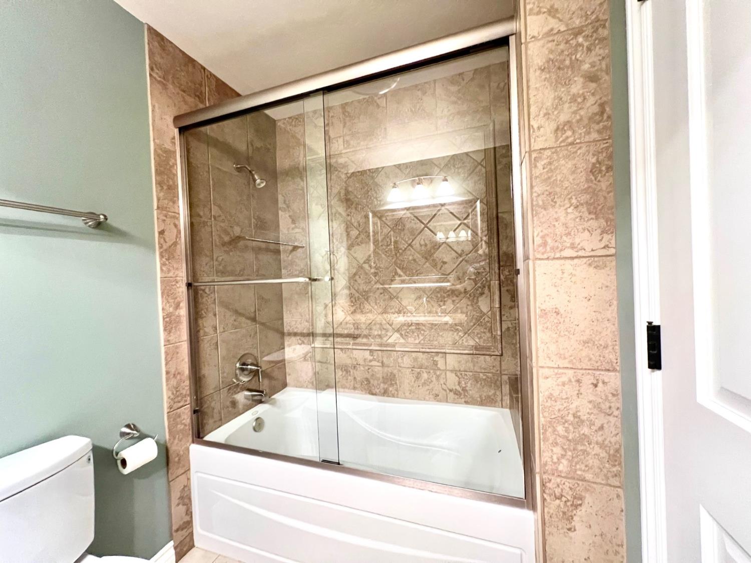 3837 Marigold Lane Modesto, CA 95356 - Photo 18 of 38