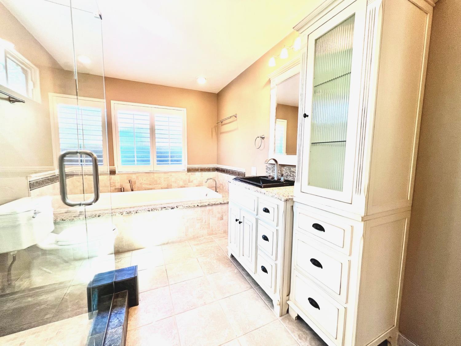 3837 Marigold Lane Modesto, CA 95356 - Photo 21 of 38