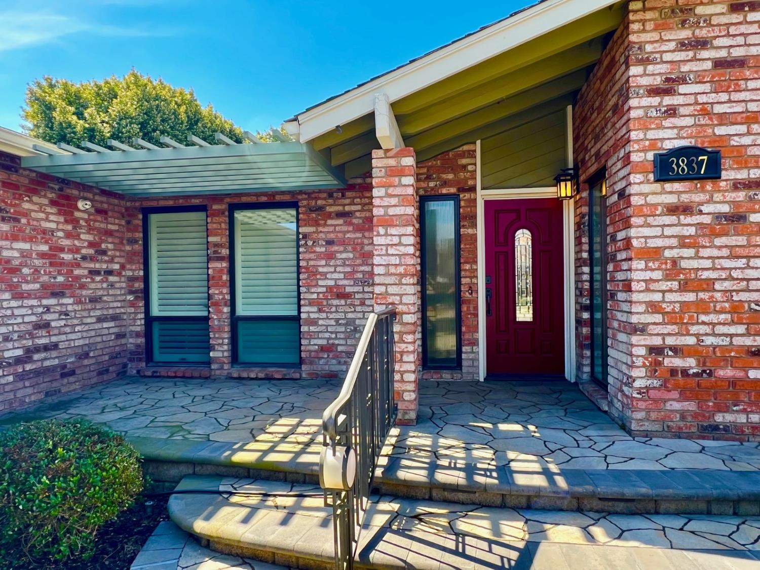 3837 Marigold Lane Modesto, CA 95356 - Photo 3 of 38