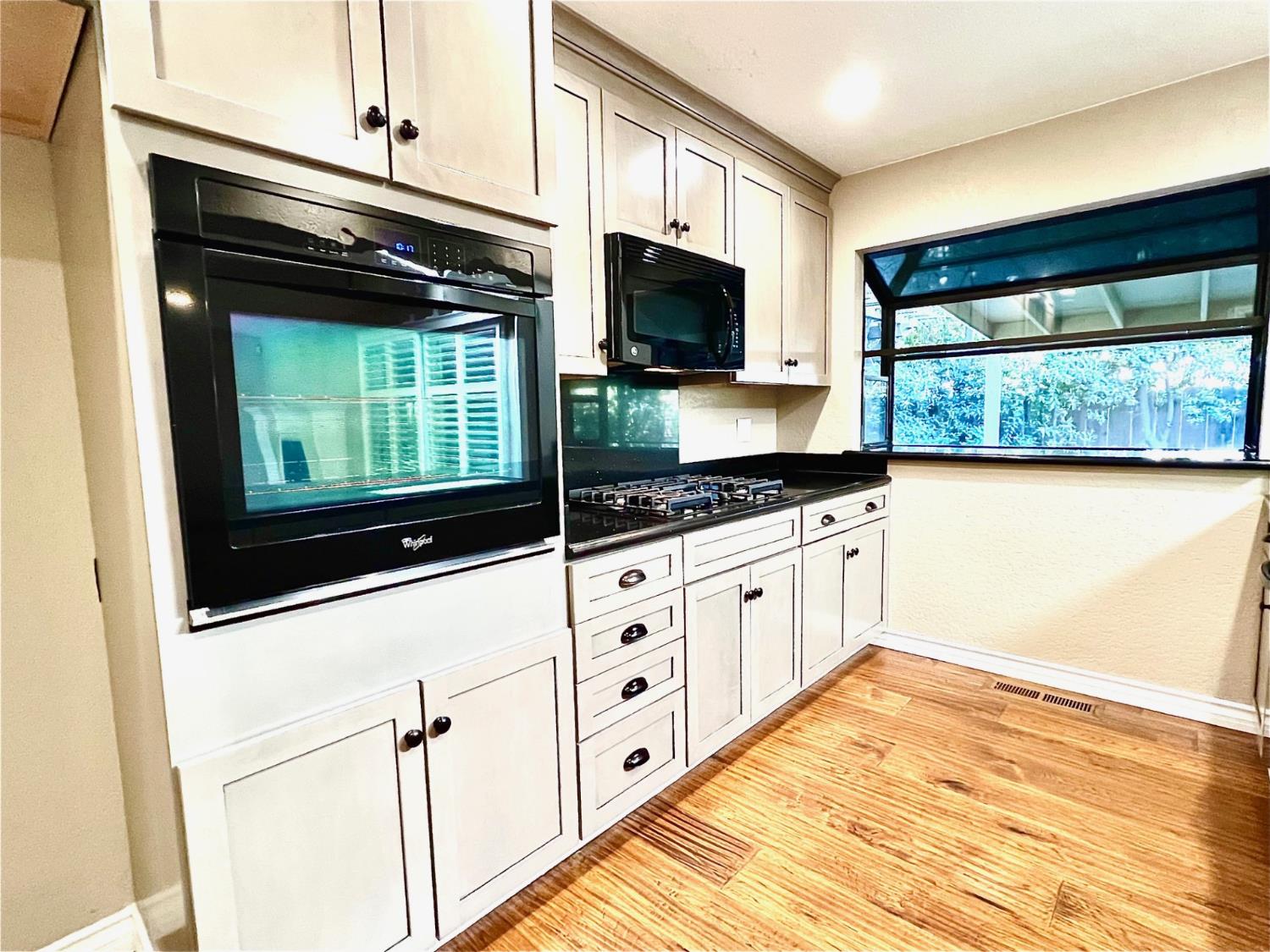 3837 Marigold Lane Modesto, CA 95356 - Photo 8 of 38