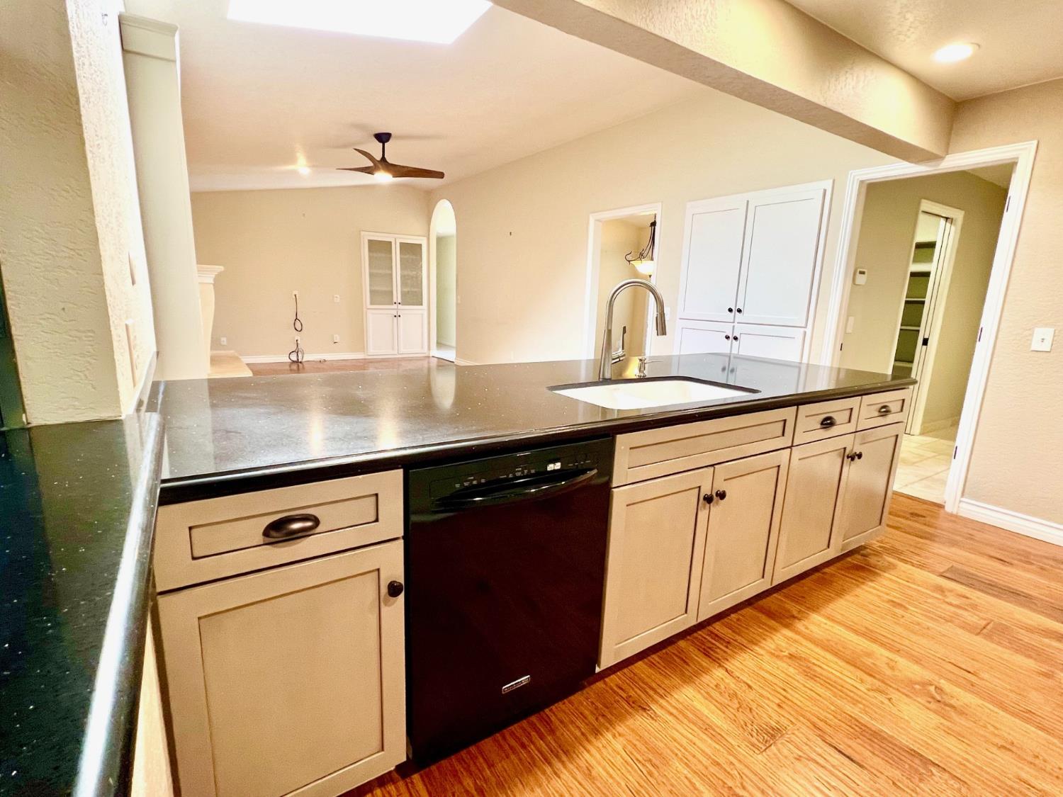 3837 Marigold Lane Modesto, CA 95356 - Photo 9 of 38